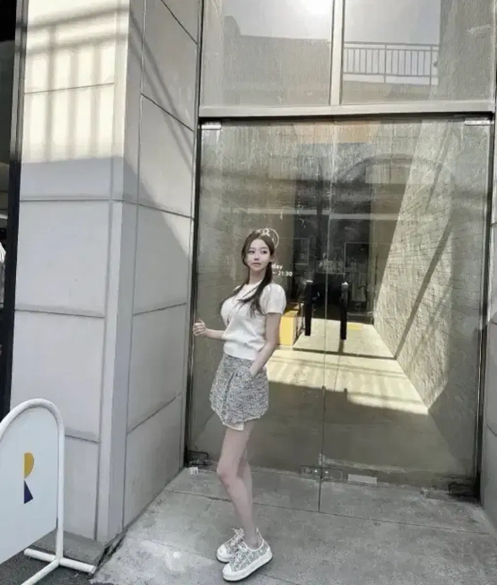 thumbnail-4